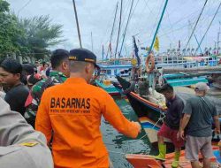 Kapal Motor Sri Muncul Tenggelam, 6 Orang ABK Berhasil Selamat