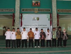 Pj. Gubernur Lampung Kukuhkan Pimpinan BAZNAS Provinsi Lampung Periode 2024-2027