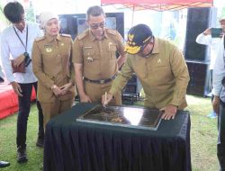 Jaga Keseimbangan Lingkungan, Pj. Gubernur Lampung Tanam Pohon di Ruas Tol Bakauheni-Terbanggi Besar