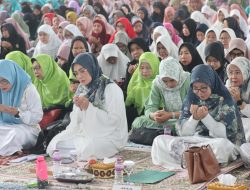 Melalui Dzikir dan Kajian Mental, Ketua TP PKK Lampung Dorong Ibu Tetap Tangguh dan Berdaya