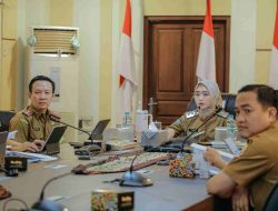 Wagub Jihan Nurlela Pimpin Rapat Evaluasi Program Prioritas Desaku Maju demi Memperkuat Kualitas dan Efektivitas Penyelenggaraan di Tahun 2026